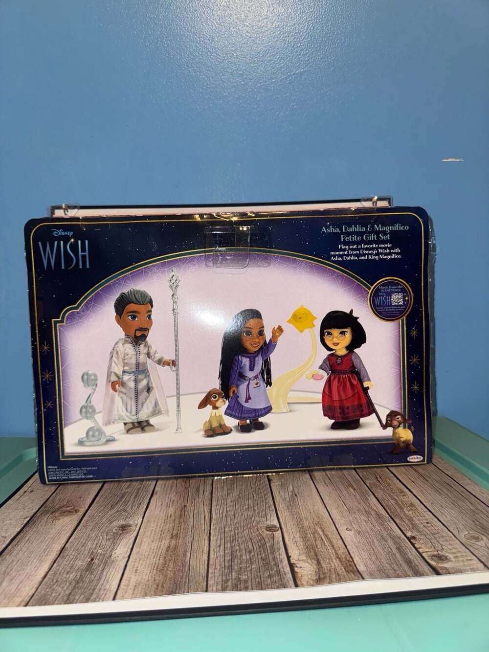 Disney Wish Asha, Dahlia & Magnifico Petite Gift Set - Picture 2 of 2